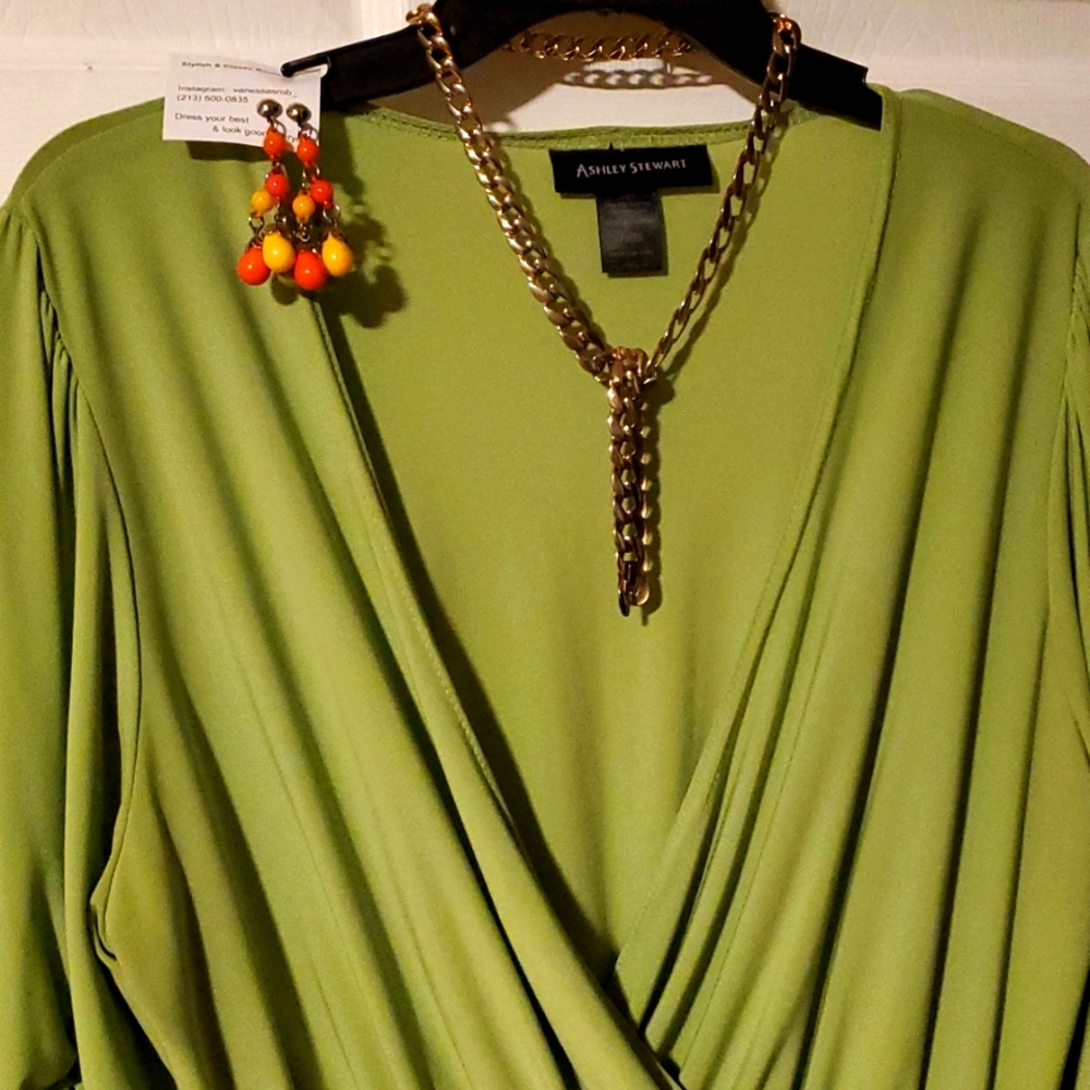 Ashley Stewart Top, Size 14/16 - Picture 7 of 7